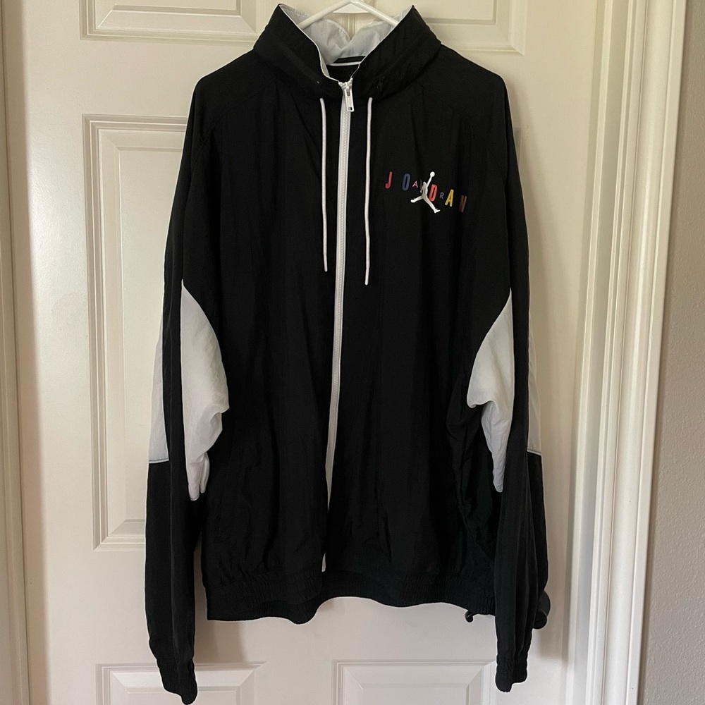 NIKE AIR JORDAN Jumping Man Windbreaker Jacket, size XLT, hidden hood